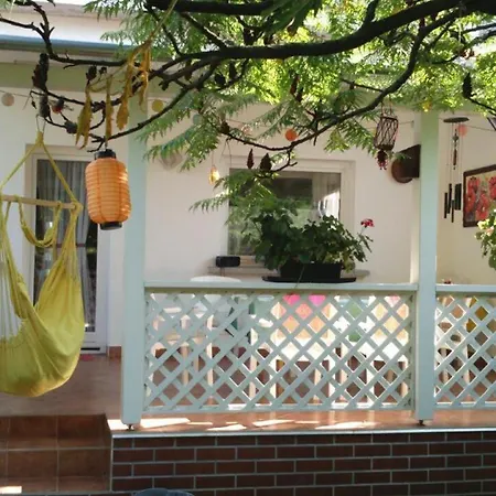 Csilla Haus Appartement *